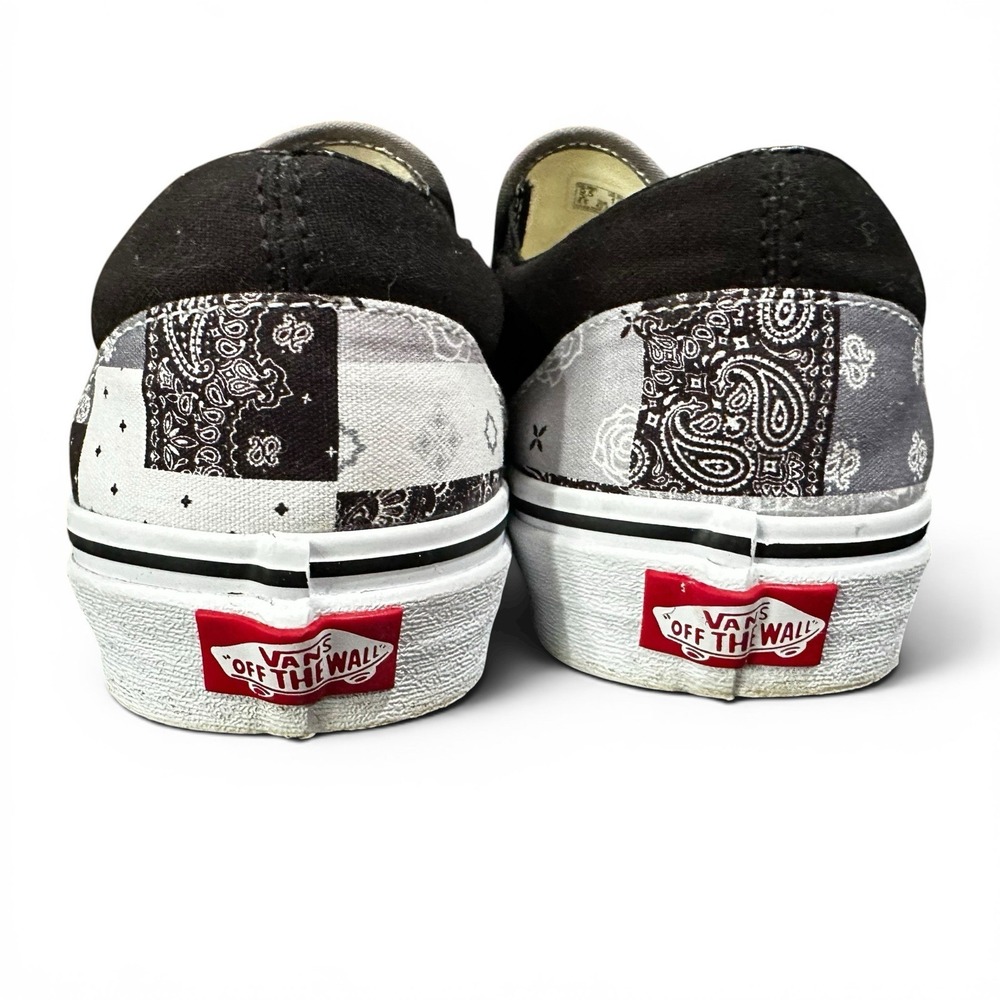 Vans Slip Ons Black & White Patchwork Bandana Shoes - Mens 9.5 / Womens 11 - EUC - Picture 5 of 8